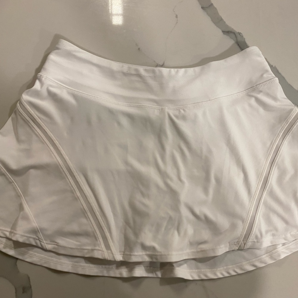 Mondetta tennis skirt size S. Worn less than 5 times. White is not sheer